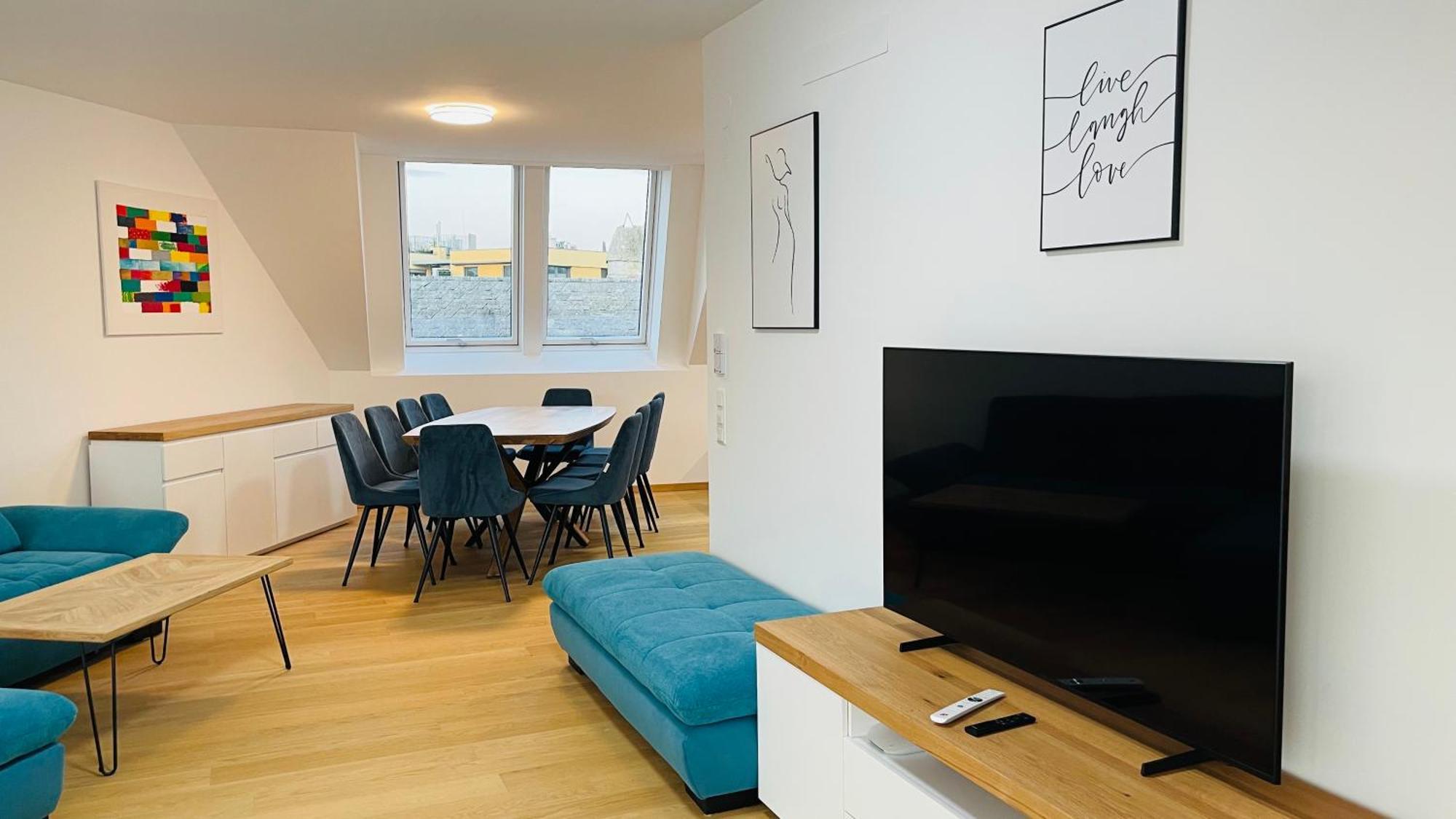 Spacious Penthouse - 4 For Up To 10 Guests - Contactless Check-in * Viena