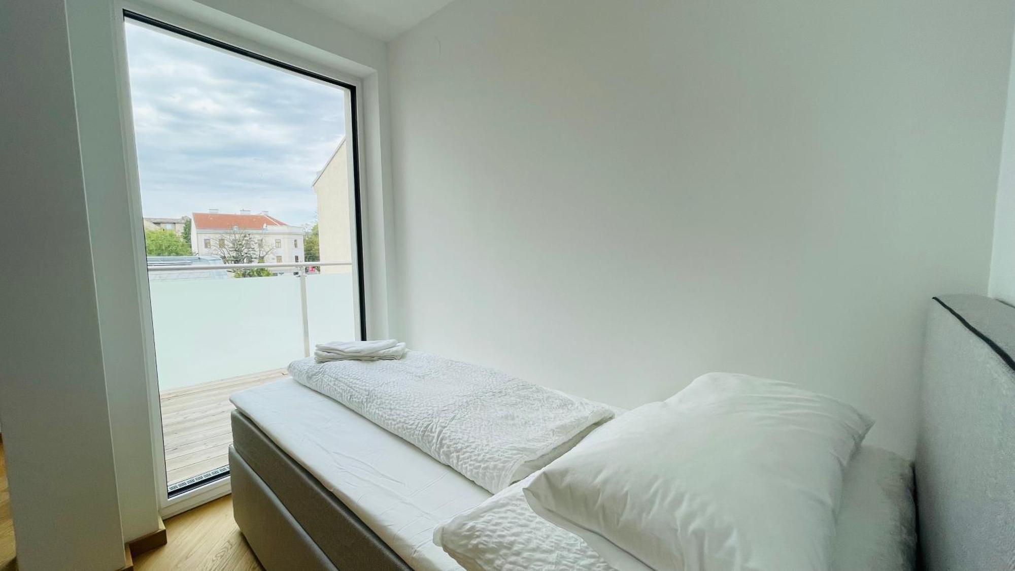 Apartamento Spacious Penthouse - 4 For Up To 10 Guests - Contactless Check-in *