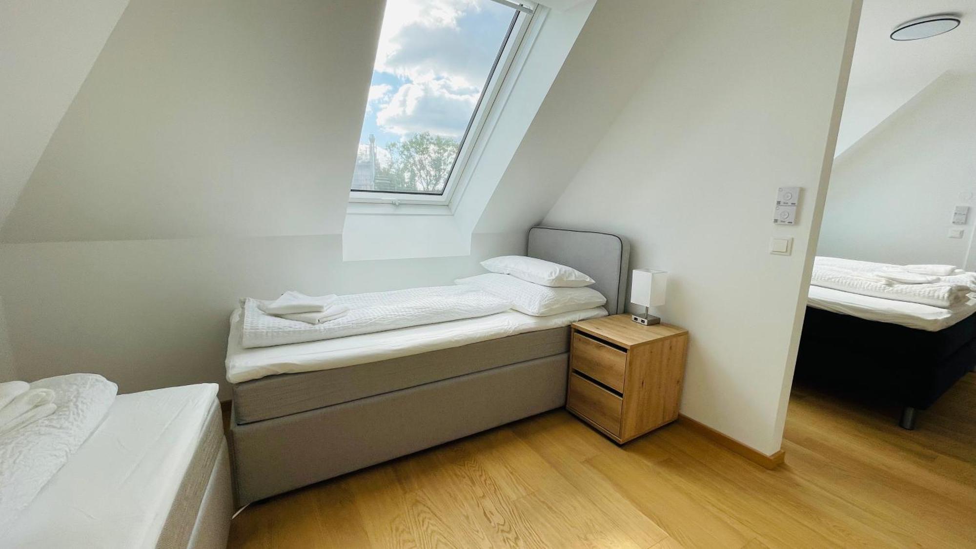 Apartamento Spacious Penthouse - 4 For Up To 10 Guests - Contactless Check-in