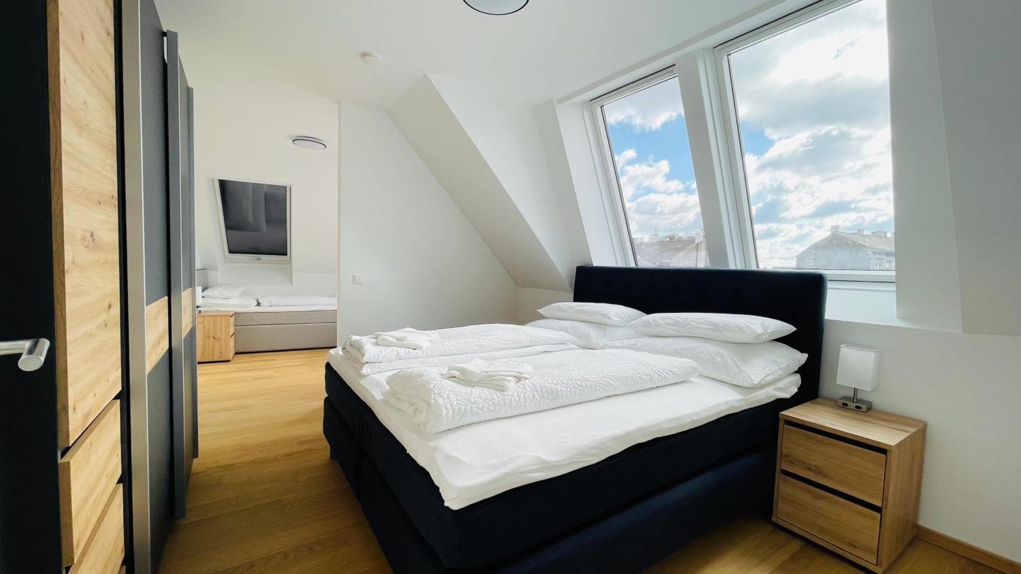 Apartamento Spacious Penthouse - 4 For Up To 10 Guests - Contactless Check-in Viena