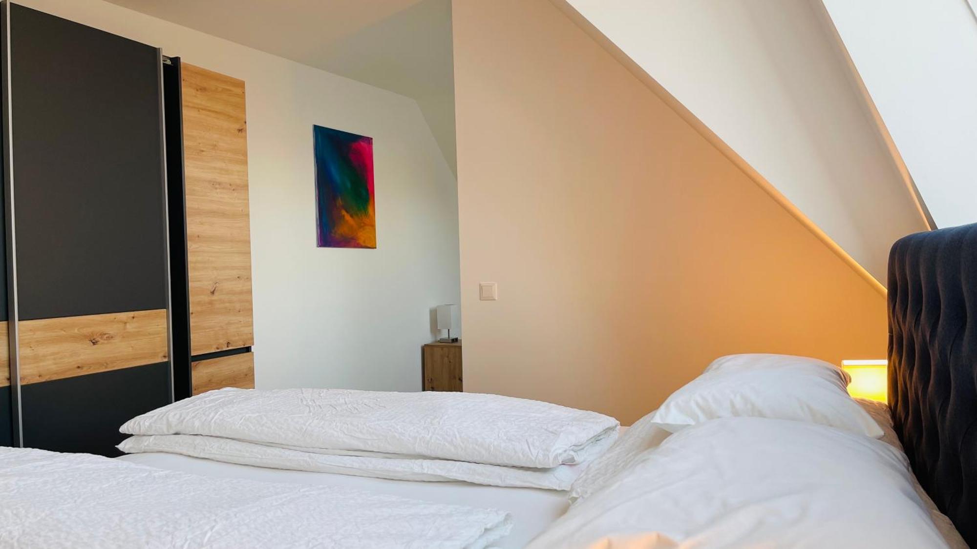 Spacious Penthouse - 4 For Up To 10 Guests - Contactless Check-in Viena
